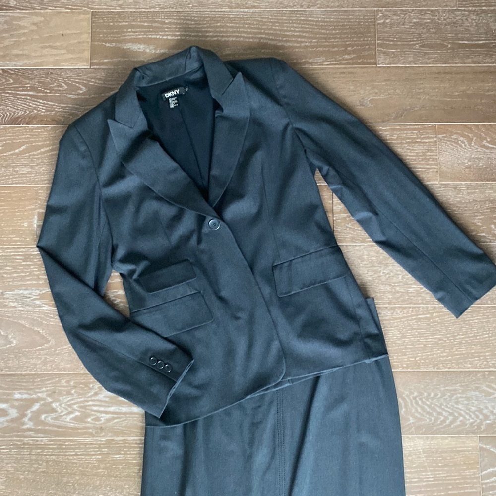 DKNY Two Piece Skirt Suit | Gray | 12.